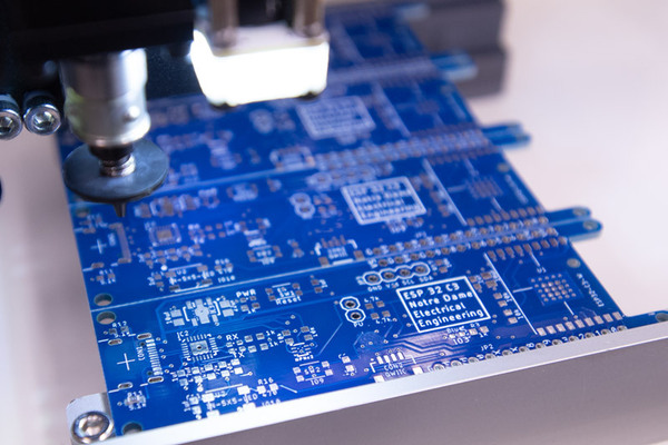 Electrical engineering students create circuit boards in inaugural “Build-a-Board” workshop
